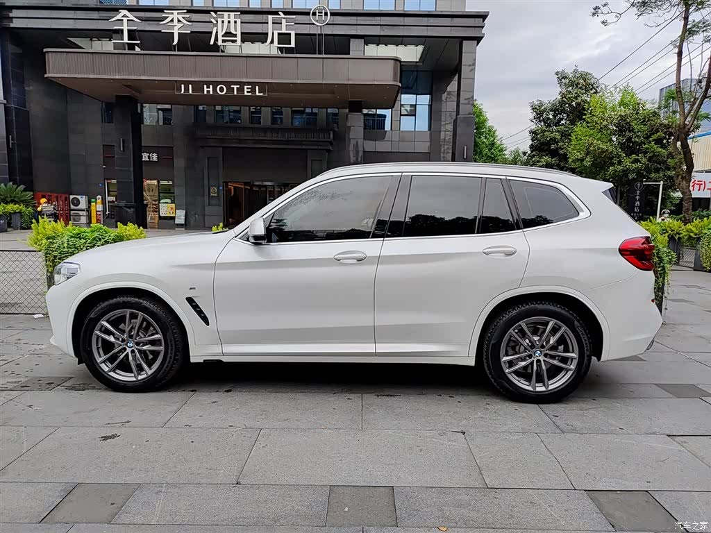 BMW X3, 2021 3