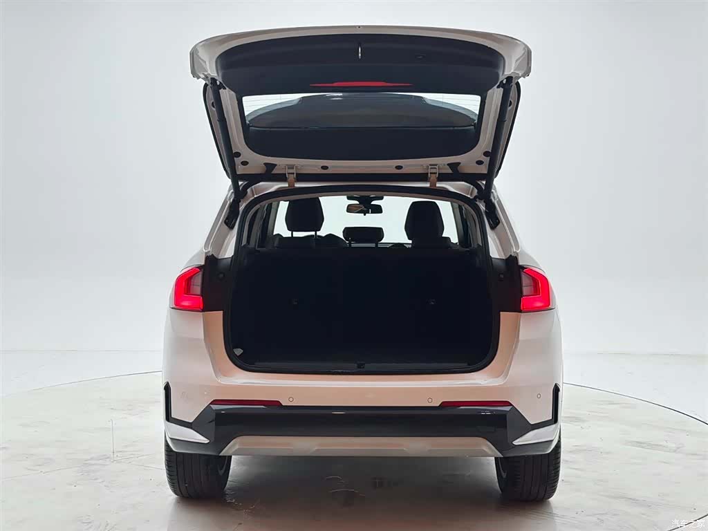 BMW X1, 2023 8