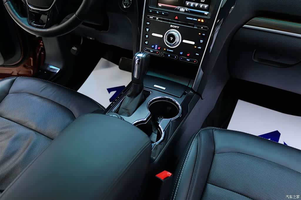 Ford Explorer, 2016 23