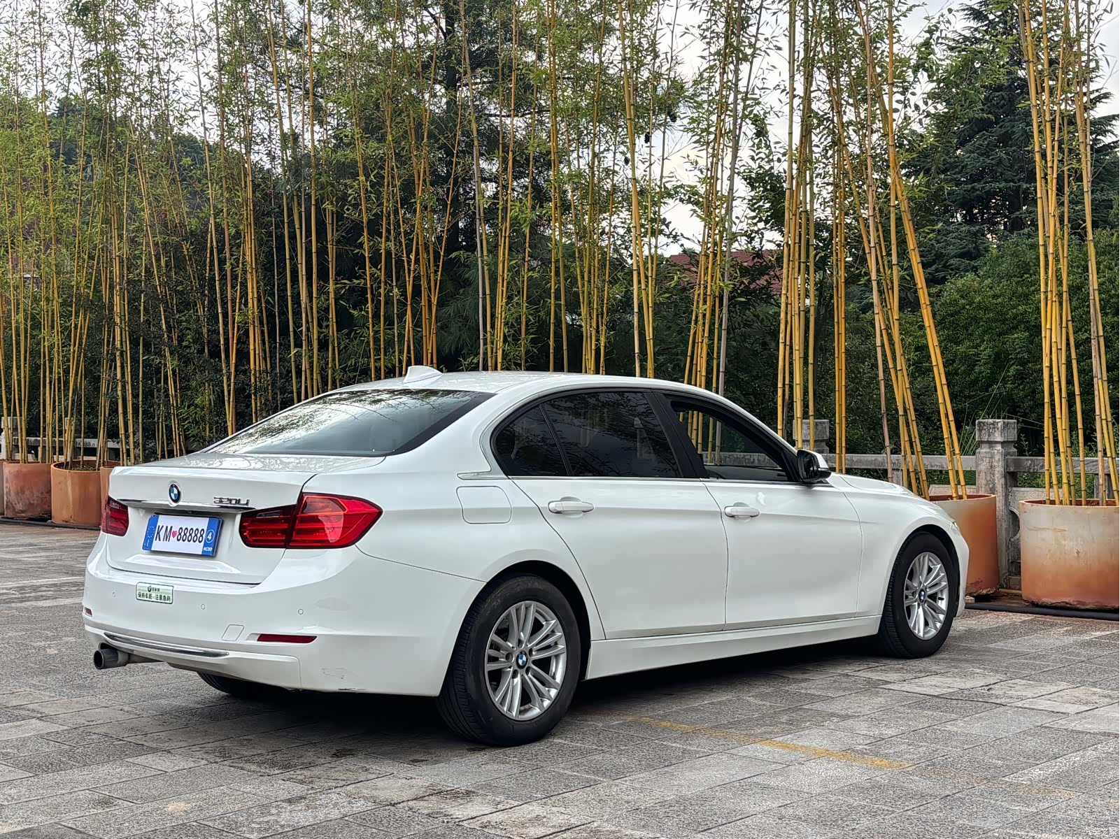BMW 3 Series, 2015 16