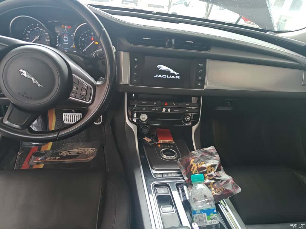 Land Rover XFL, 2017 10