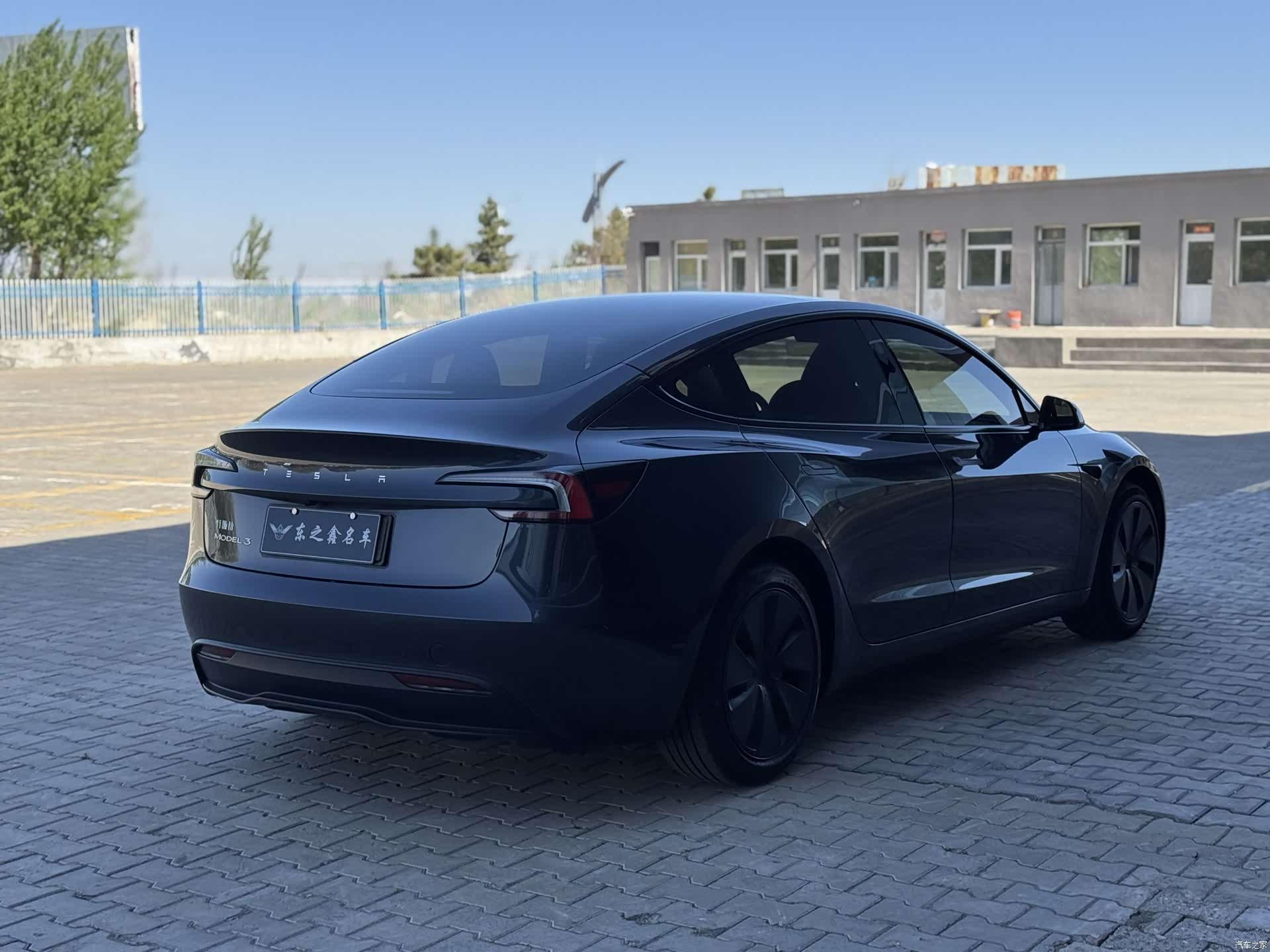 Tesla Model 3, 2024 все фото