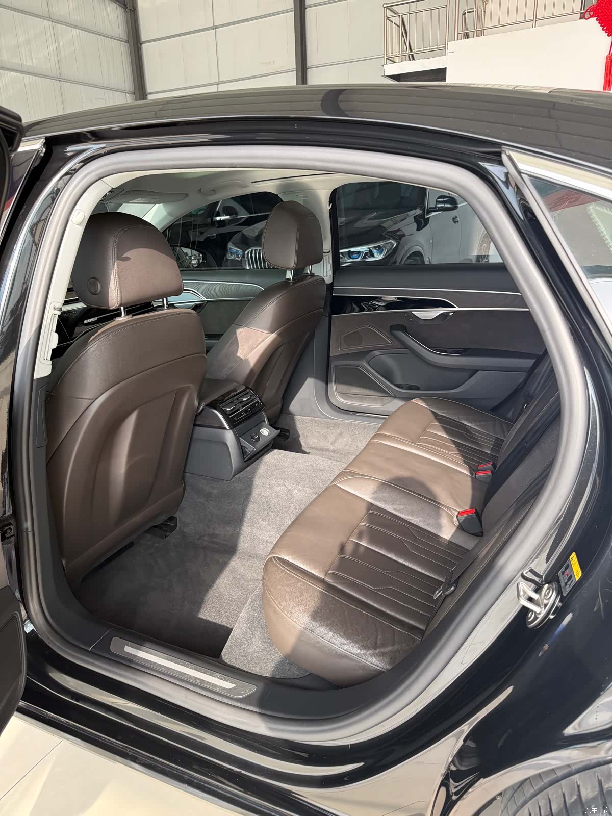 Audi A8L, 2019 8