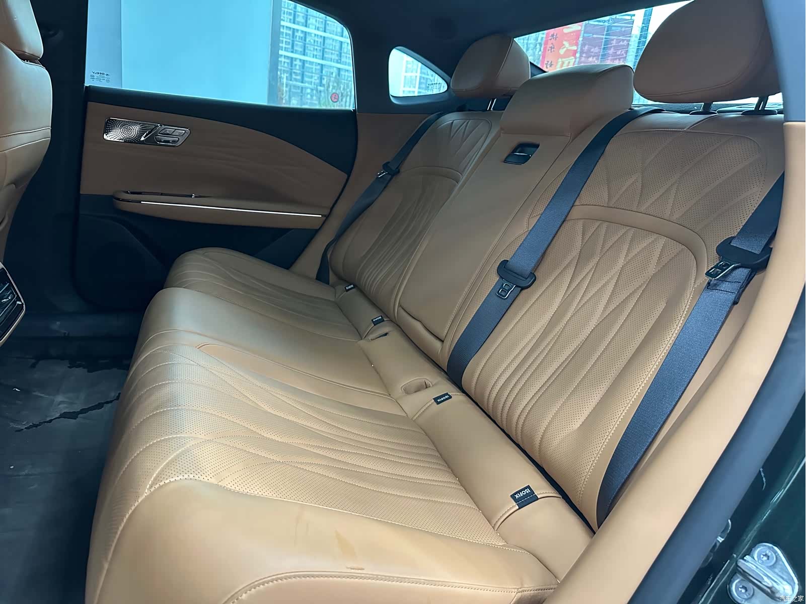 Geely 8, 2025 23