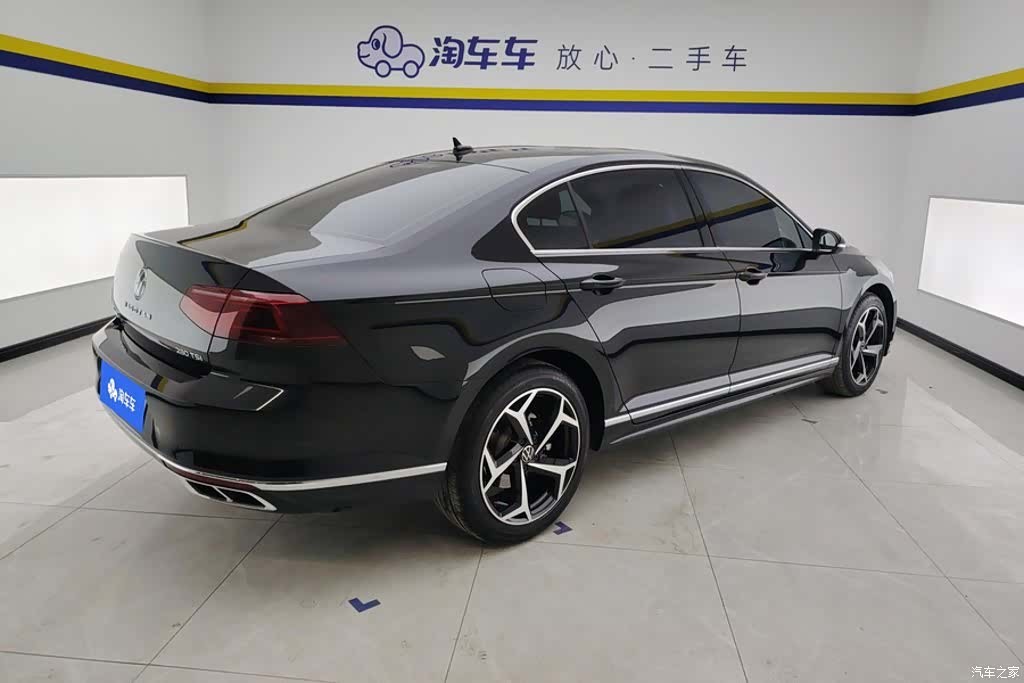 Volkswagen Magotan, 2024 3