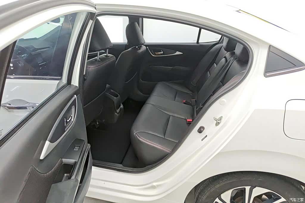 Honda Crider, 2017 11