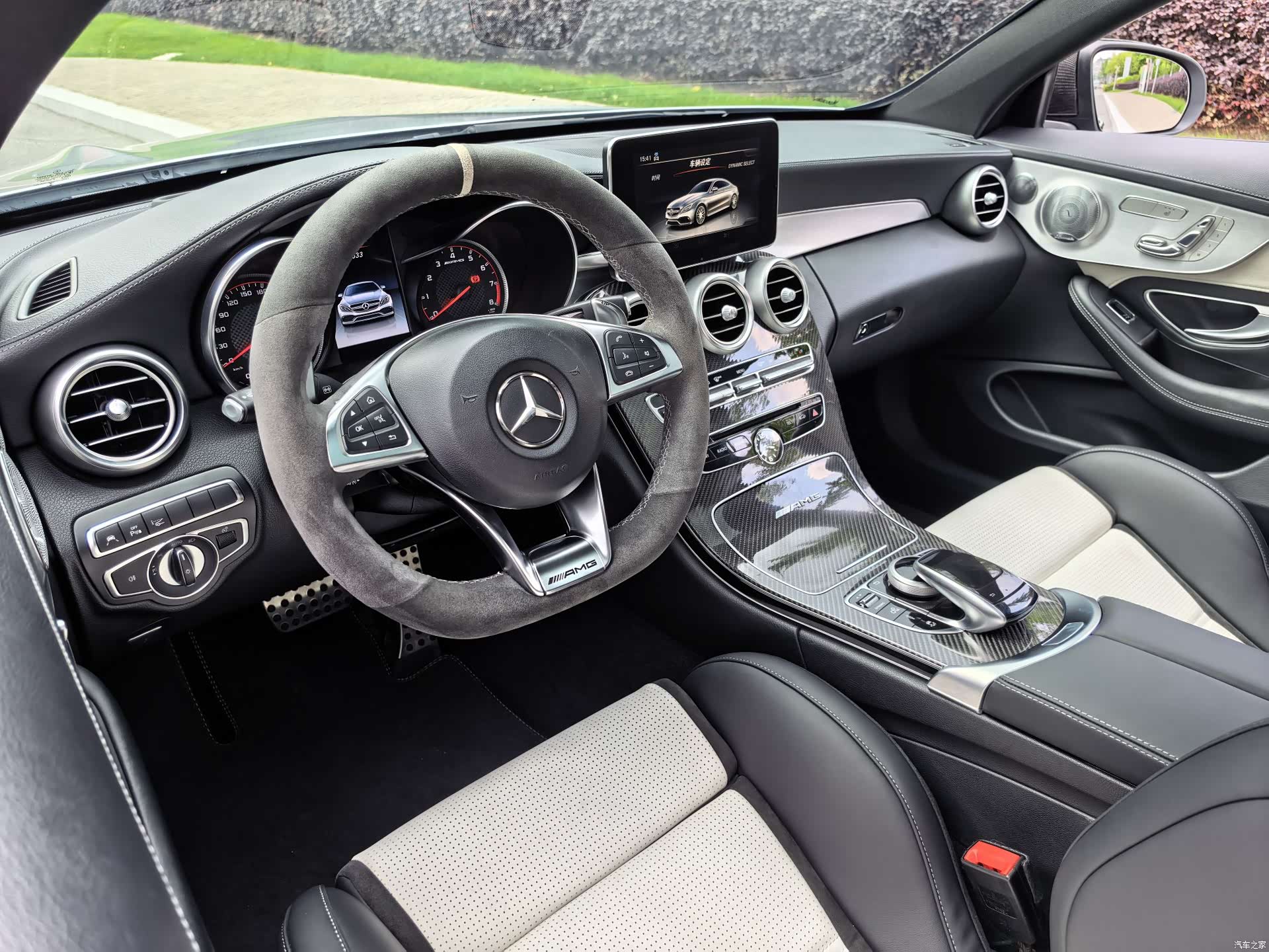Mercedes-Benz C-Class, 2018 21