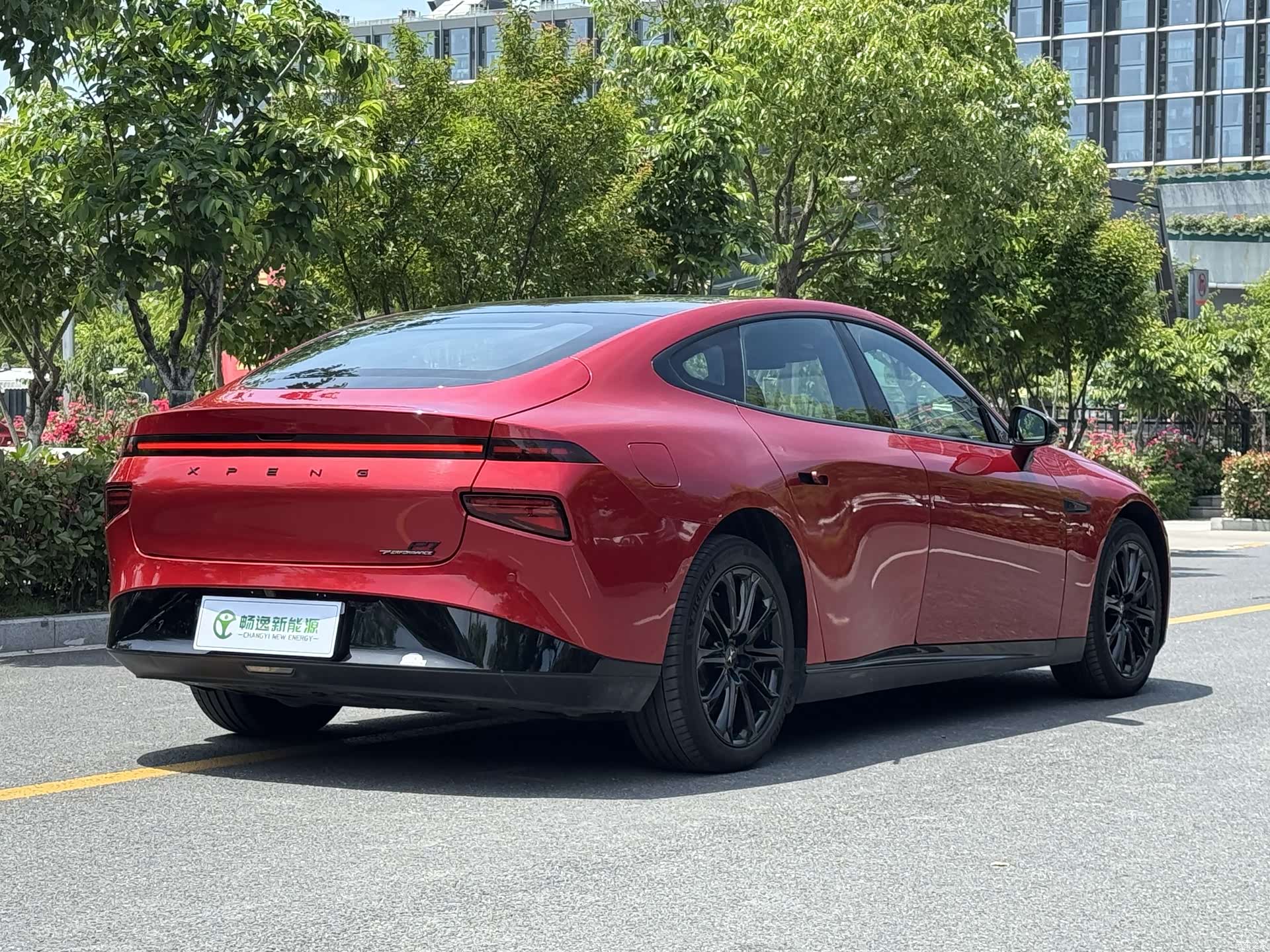 Xpeng P7, 2021 3