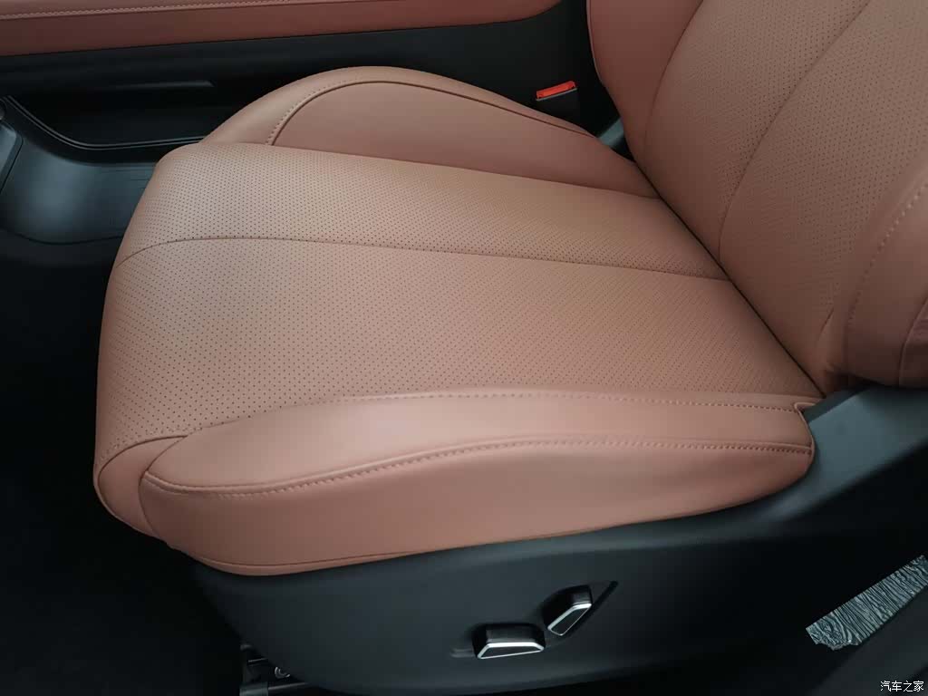 Changan CS75, 2025 20