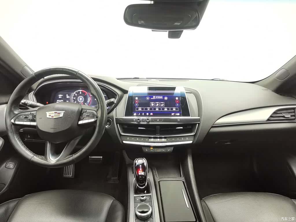 Cadillac CT5, 2021 все фото