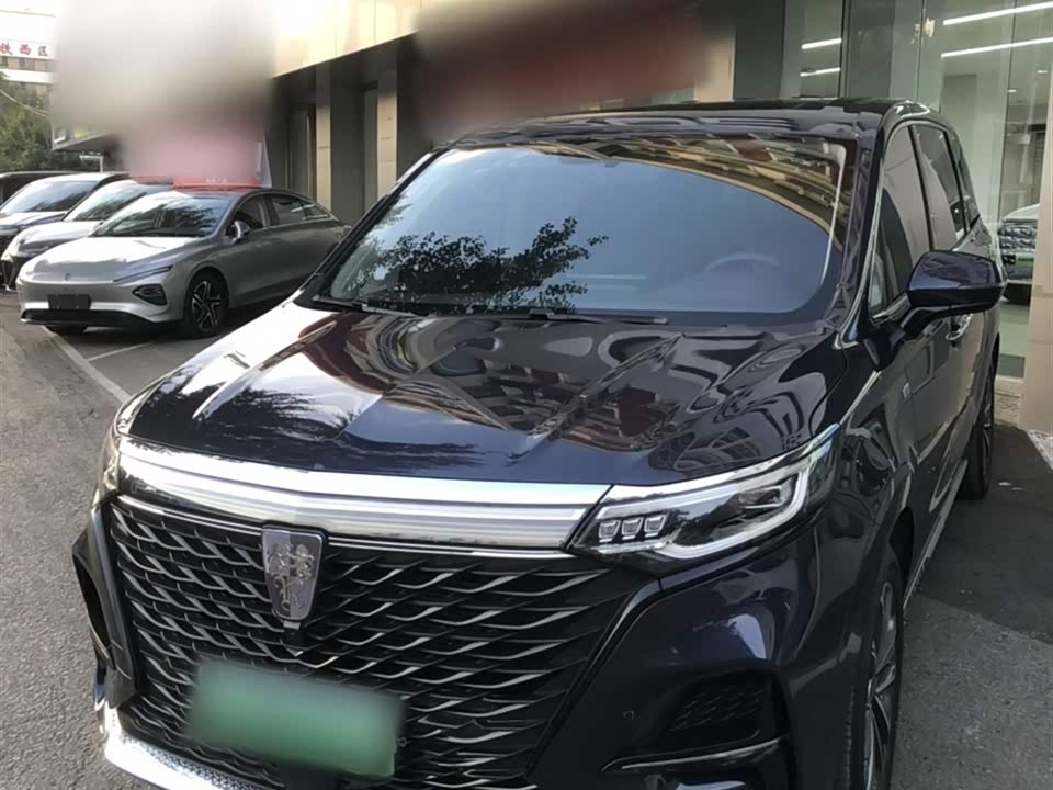 Roewe iMAX8
