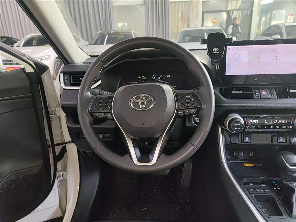 Toyota RAV4 Rongfang