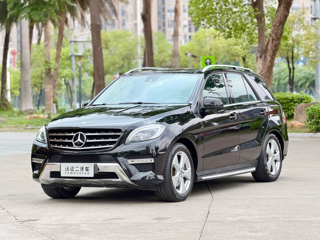 Mercedes-Benz M