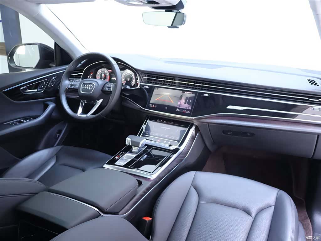Audi Q8, 2023 19