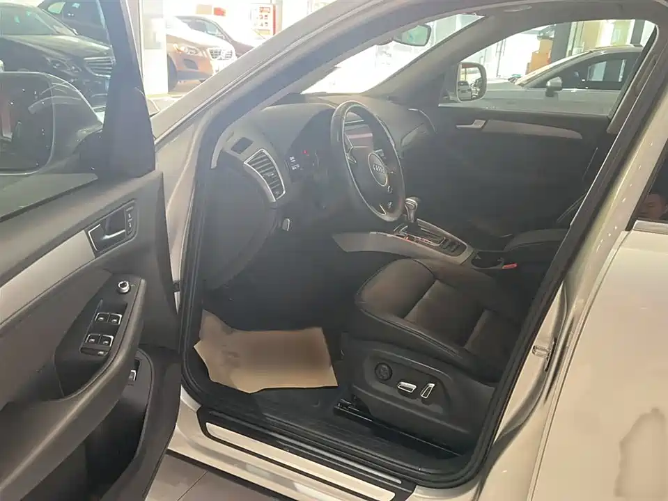 Audi Q5 Audi Q5