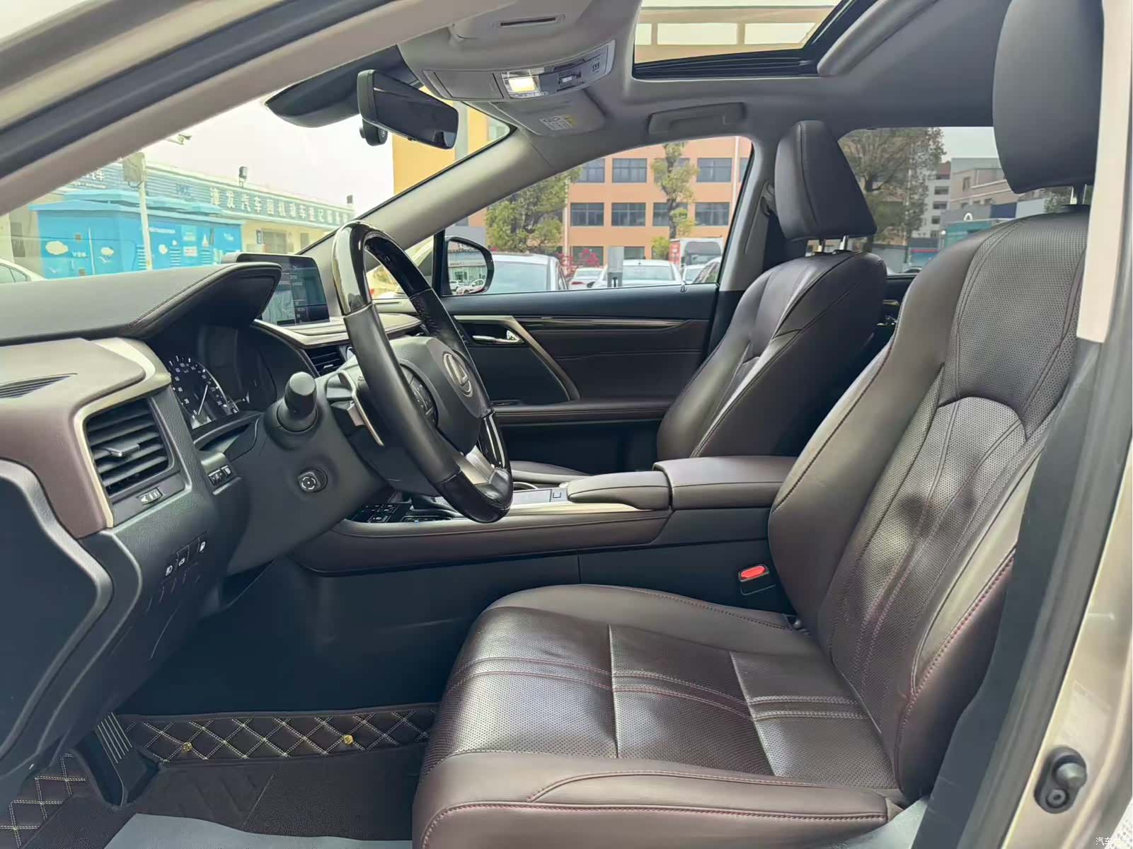 Lexus RX, 2019 4