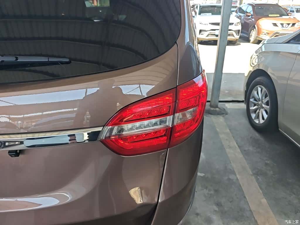 Buick GL8, 2019 24