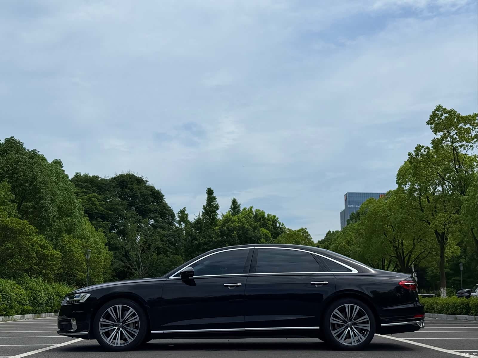 Audi A8L, 2018 3