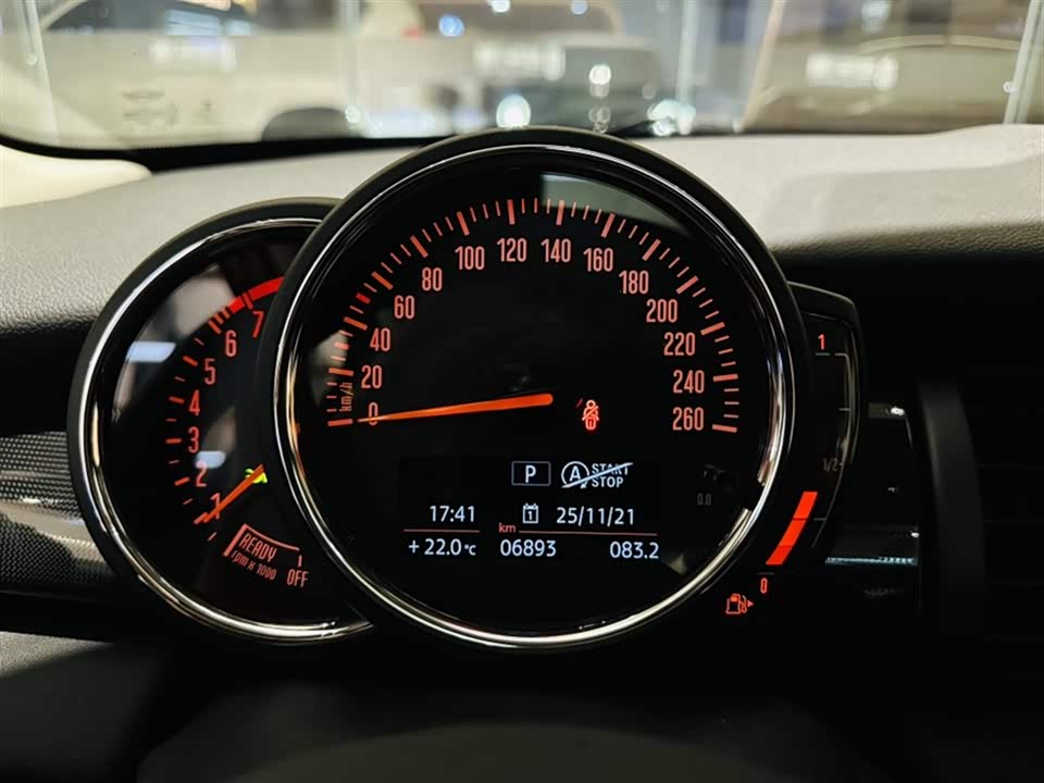 MINI MINI