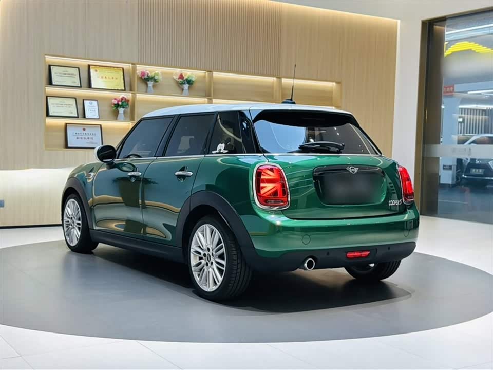 MINI MINI