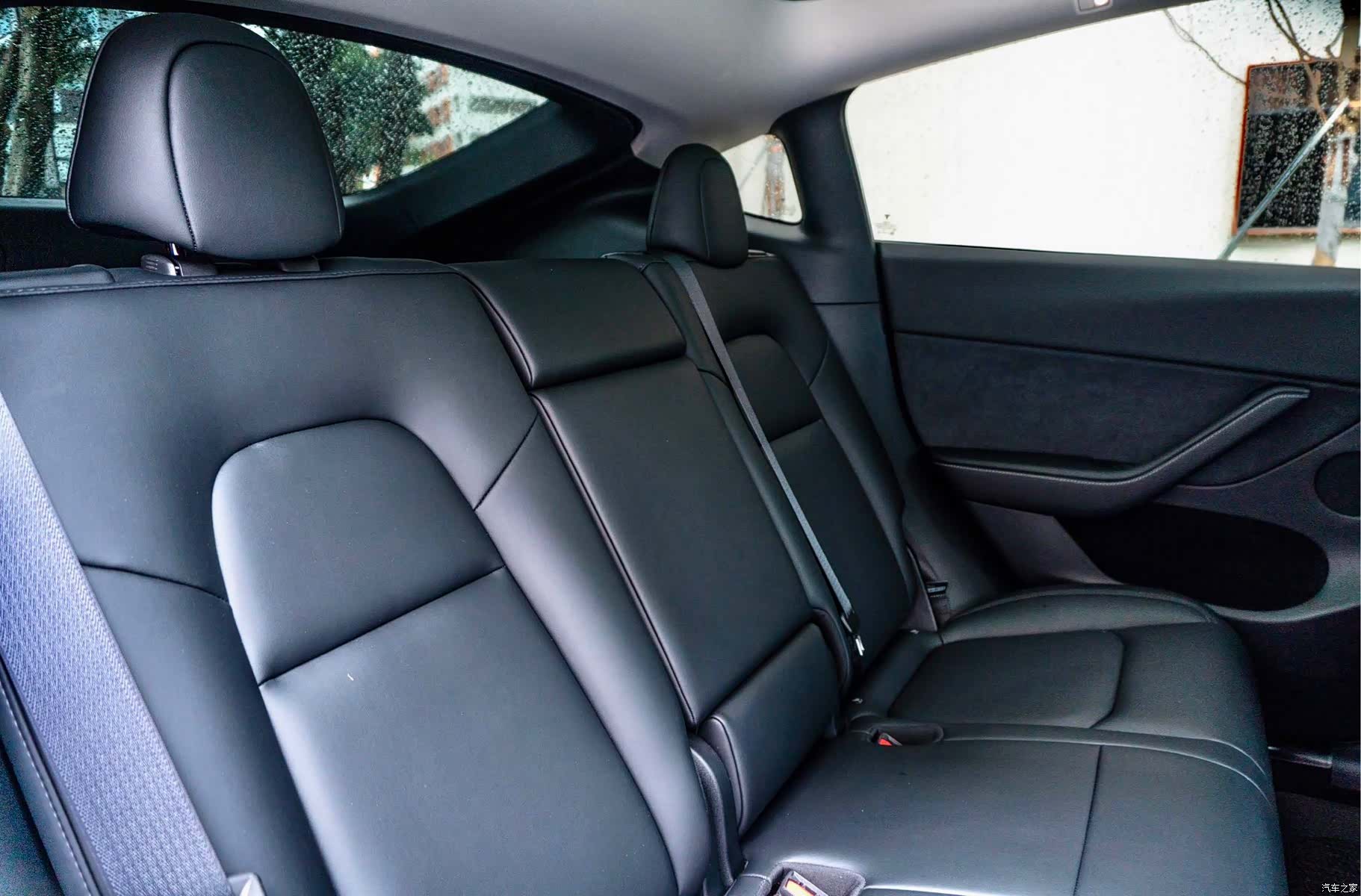 Tesla Model Y, 2021 7