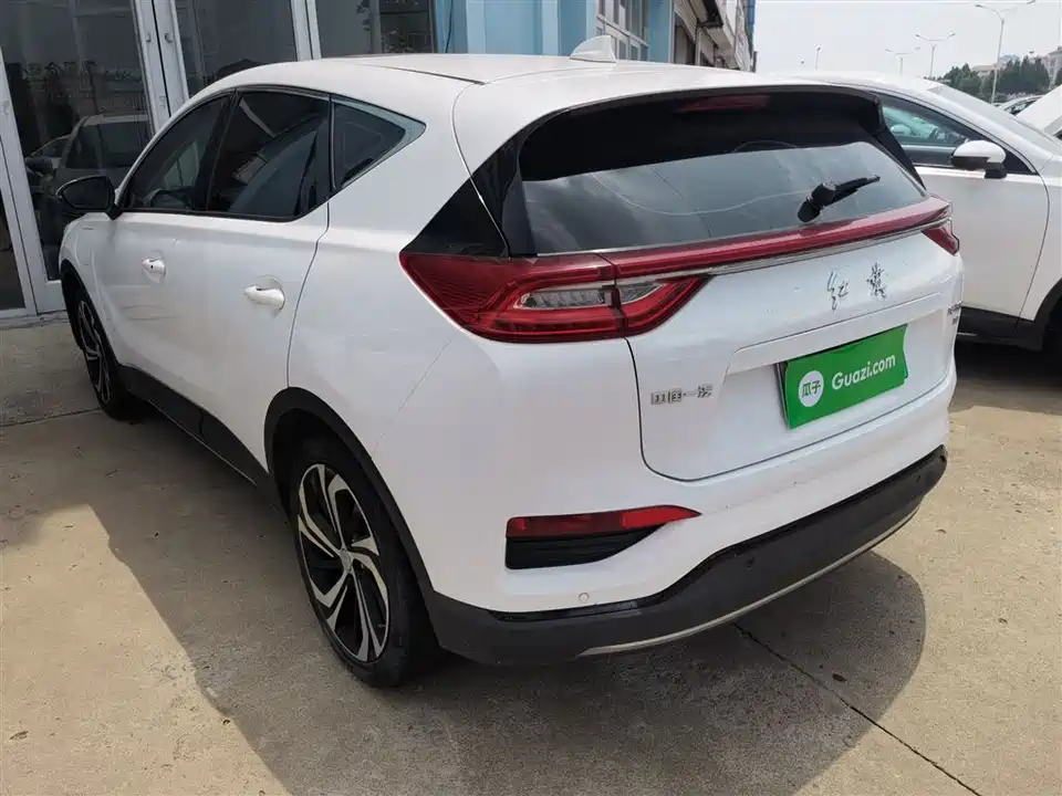 Hongqi E-HS3 Hongqi E-HS3
