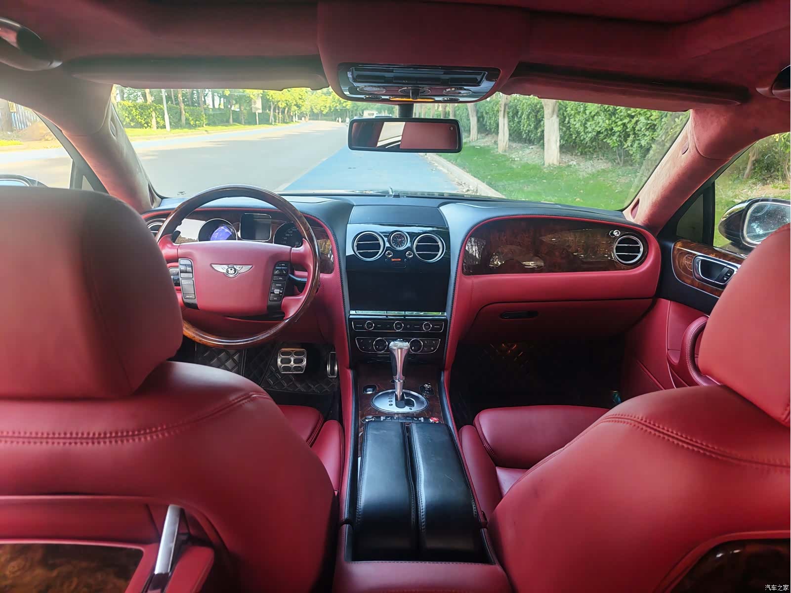 Bentley Flying Spur, 2007 9