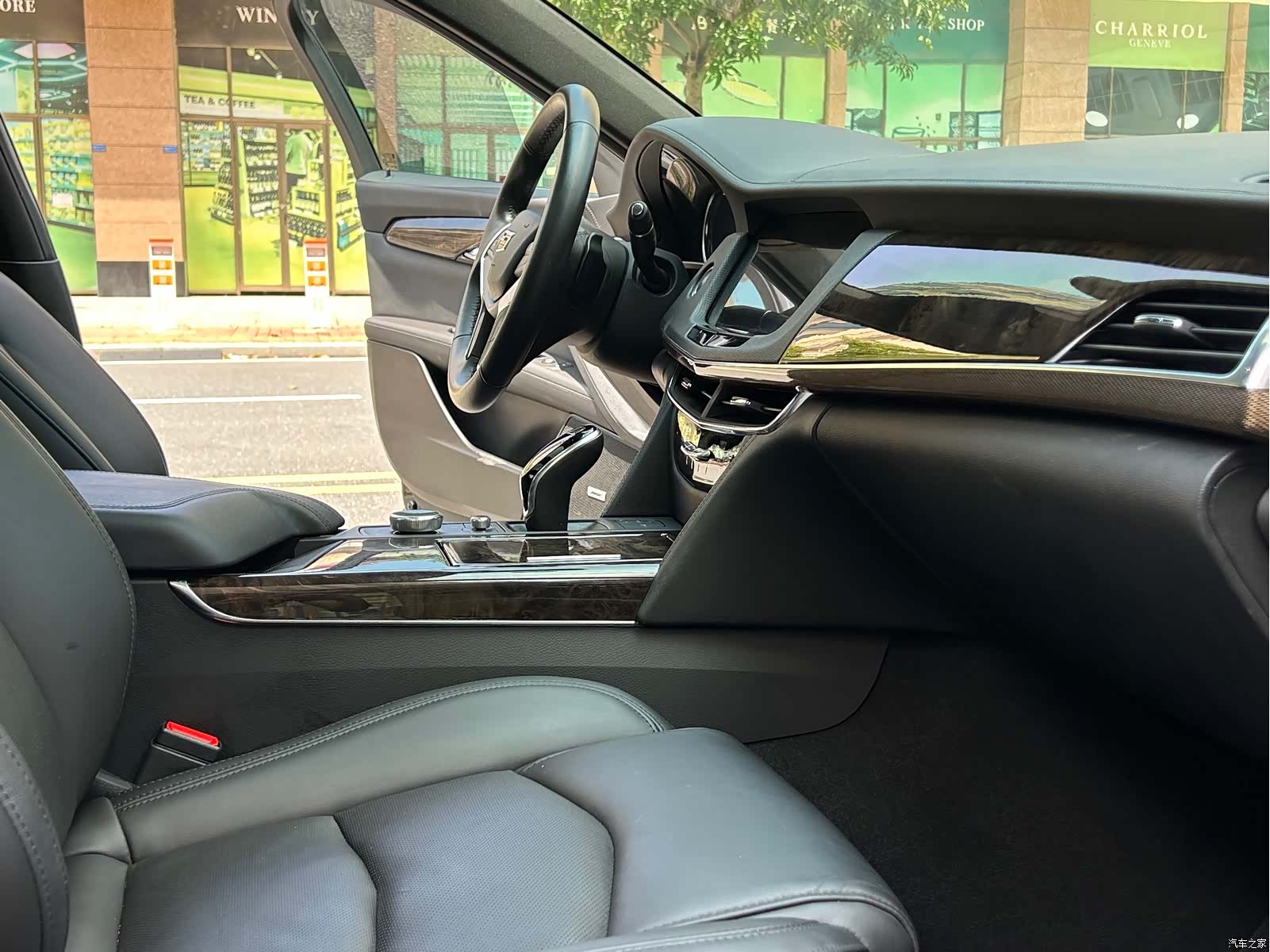 Cadillac CT6, 2021 11