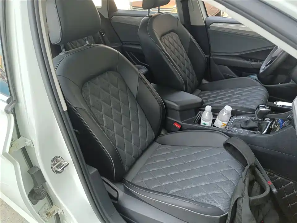 Volkswagen Sagitar Volkswagen Sagitar