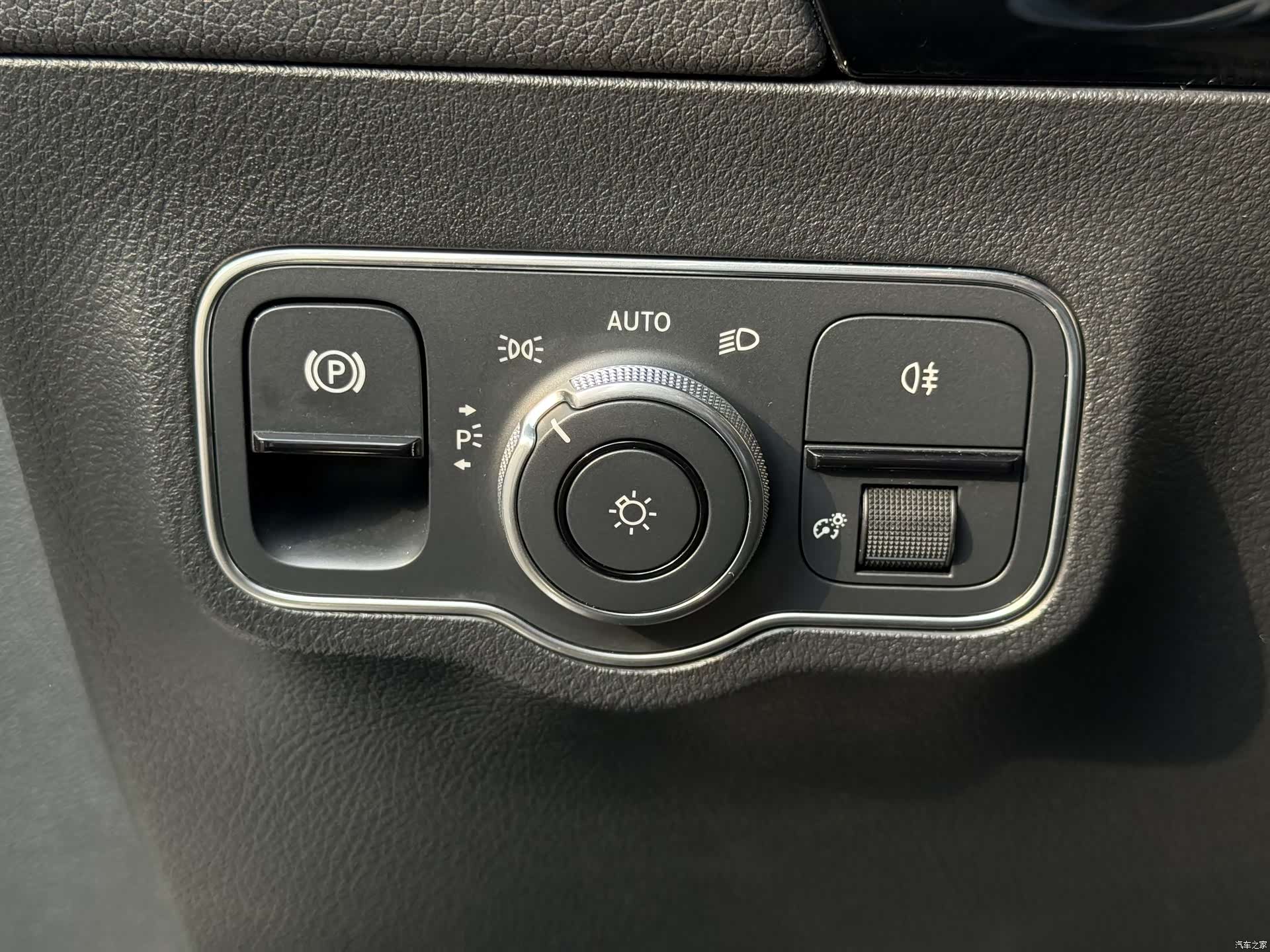 Mercedes-Benz B-Class, 2023 15