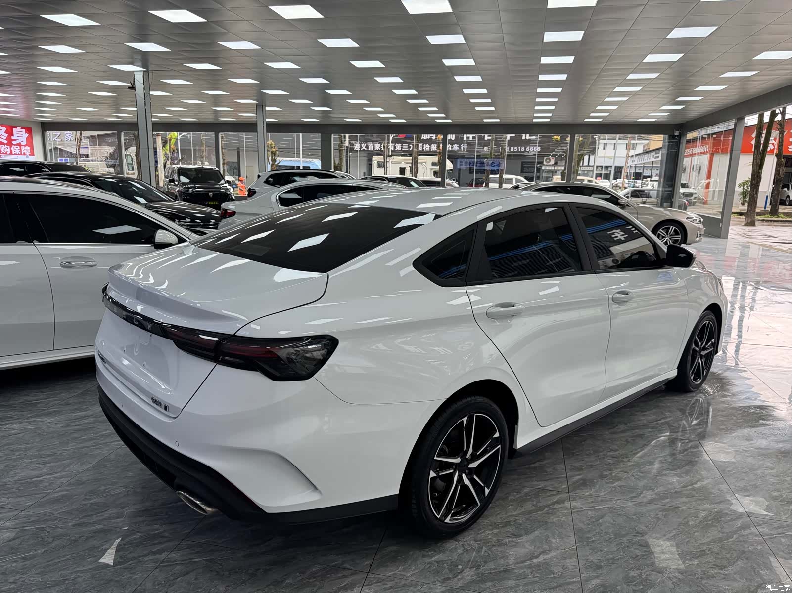 Geely Binray, 2023 7