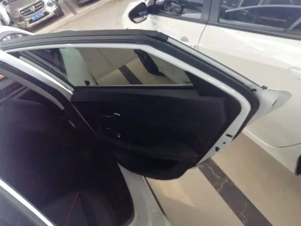 Geely Binrui Geely Binrui