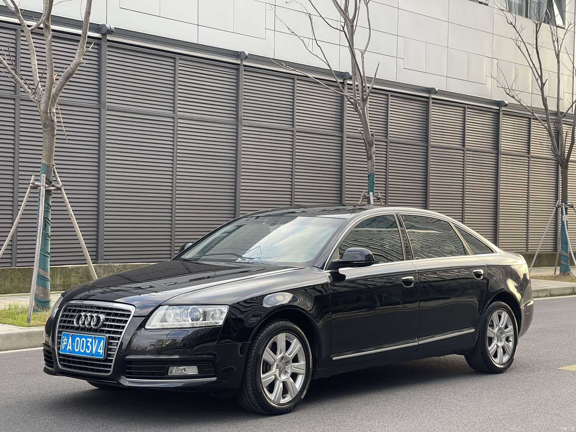 Audi A6L, 2010 1