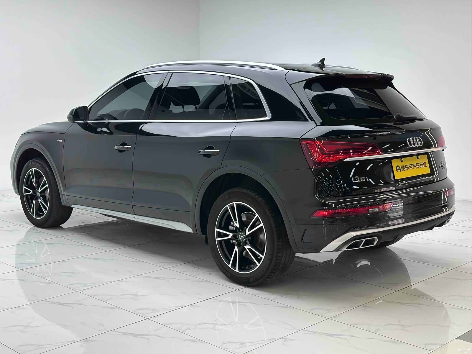 Audi Q5L, 2022 10