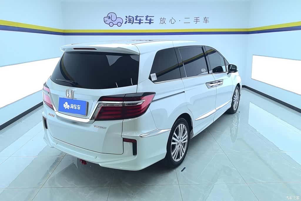 Honda Elysion, 2019 3