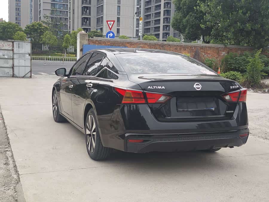 Nissan Altima 2020, фото 15
