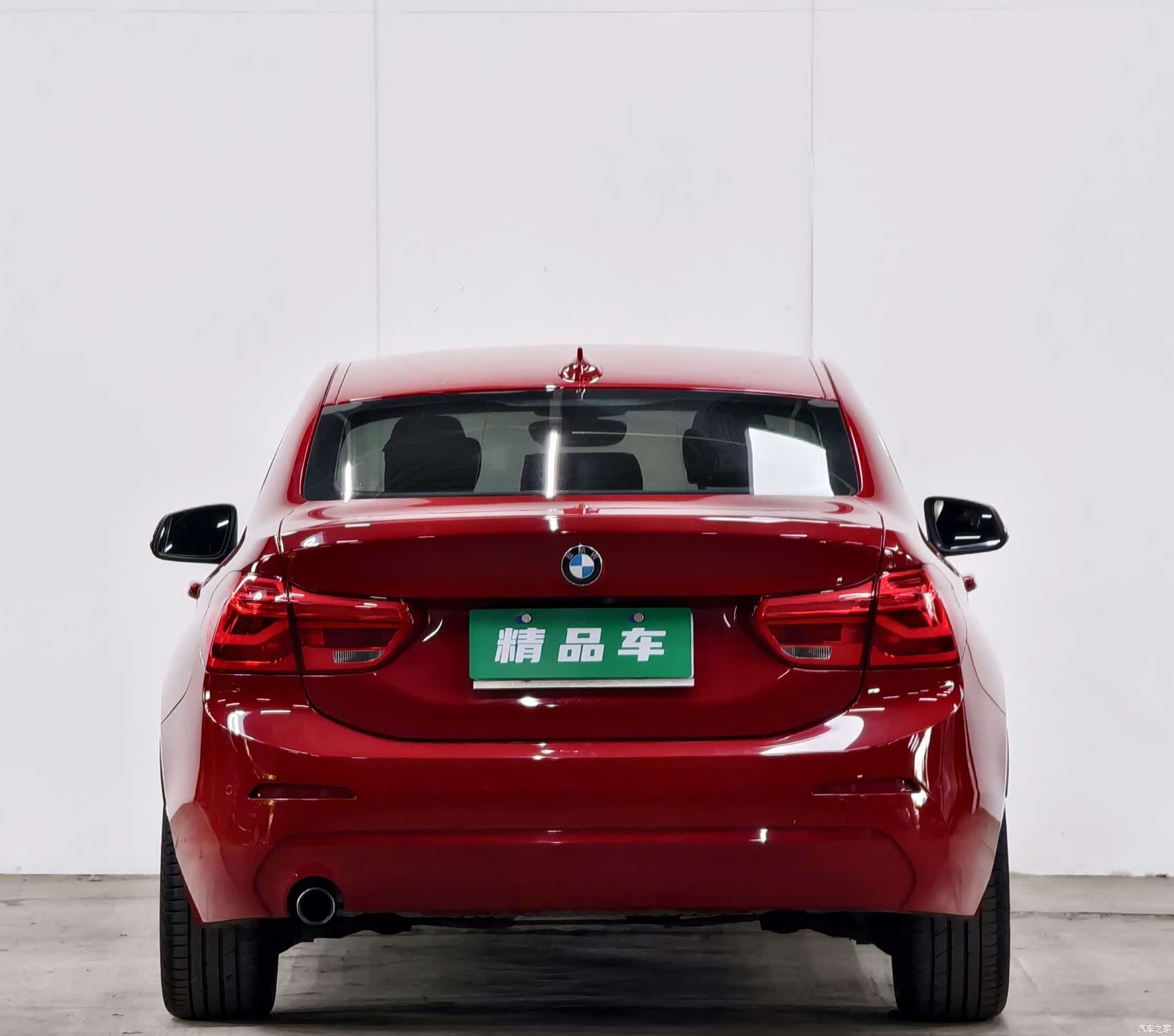 BMW 1 Series, 2019 все фото