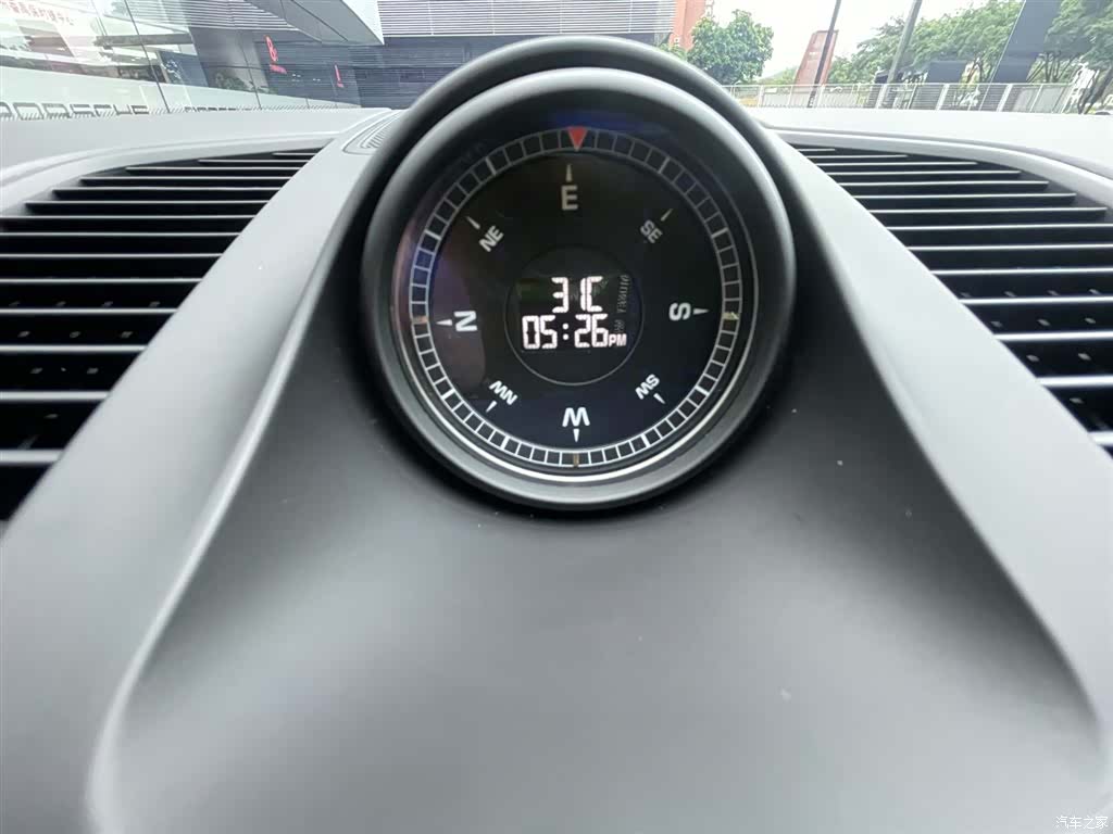 Porsche Cayenne, 2023 13