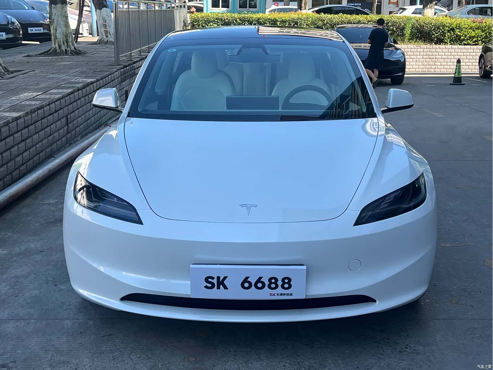 Tesla Model 3, 2023 1