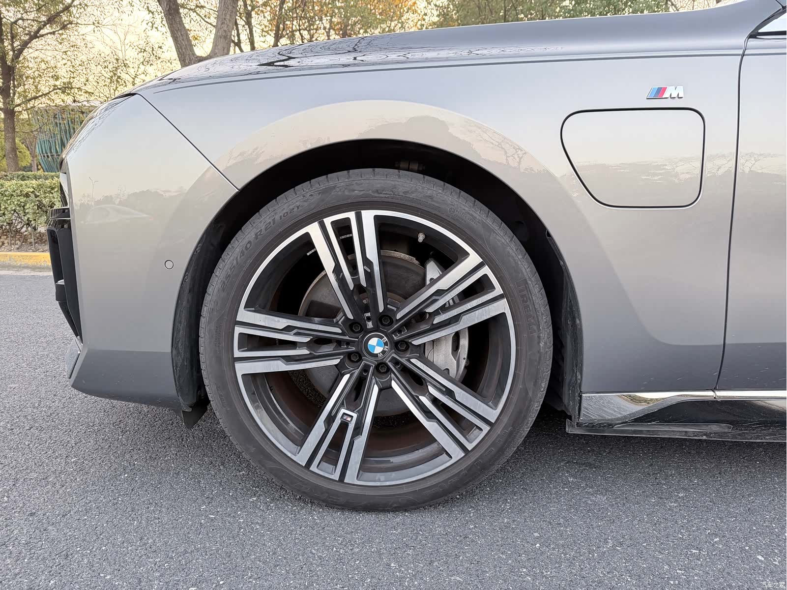 BMW i7, 2024 3