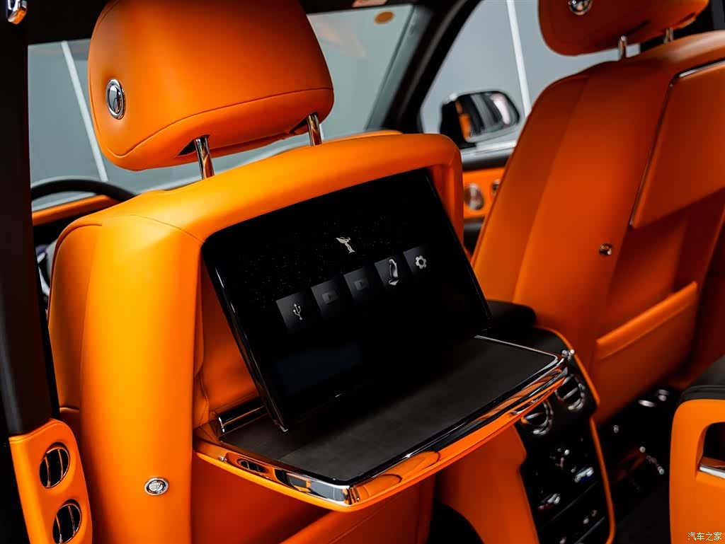 Rolls-Royce Cullinan, 2025 10