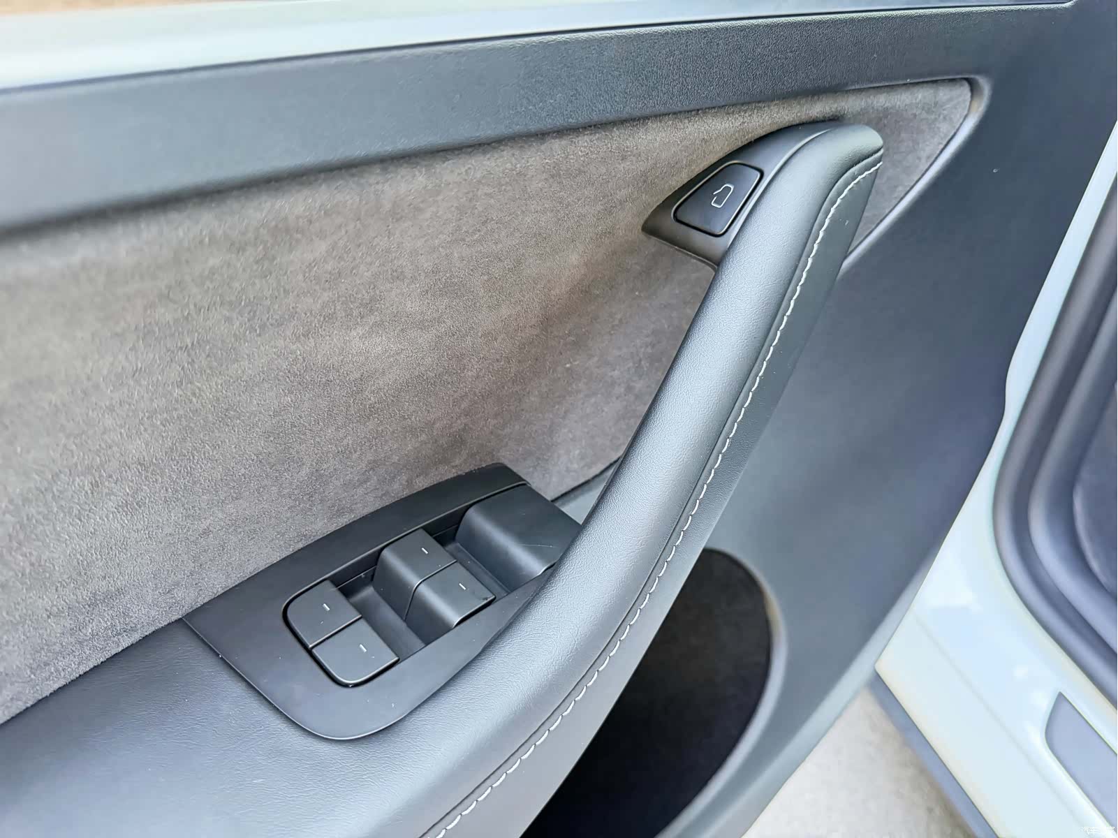 Tesla Model Y, 2023 все фото