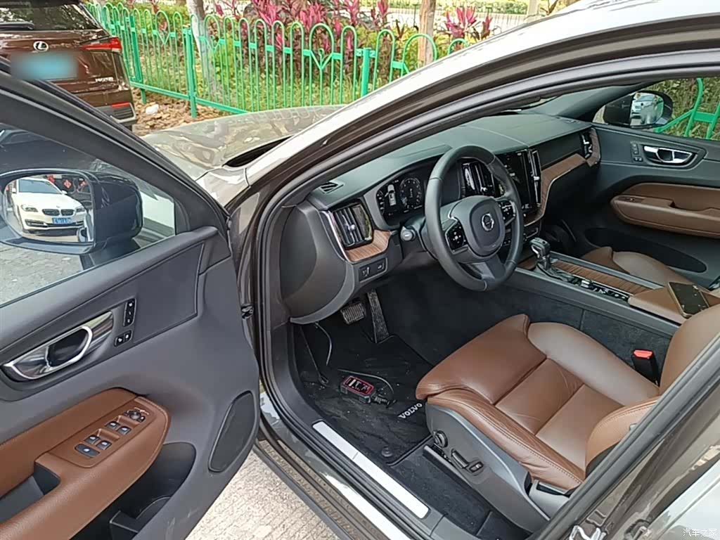 Volvo XC60, 2020 16
