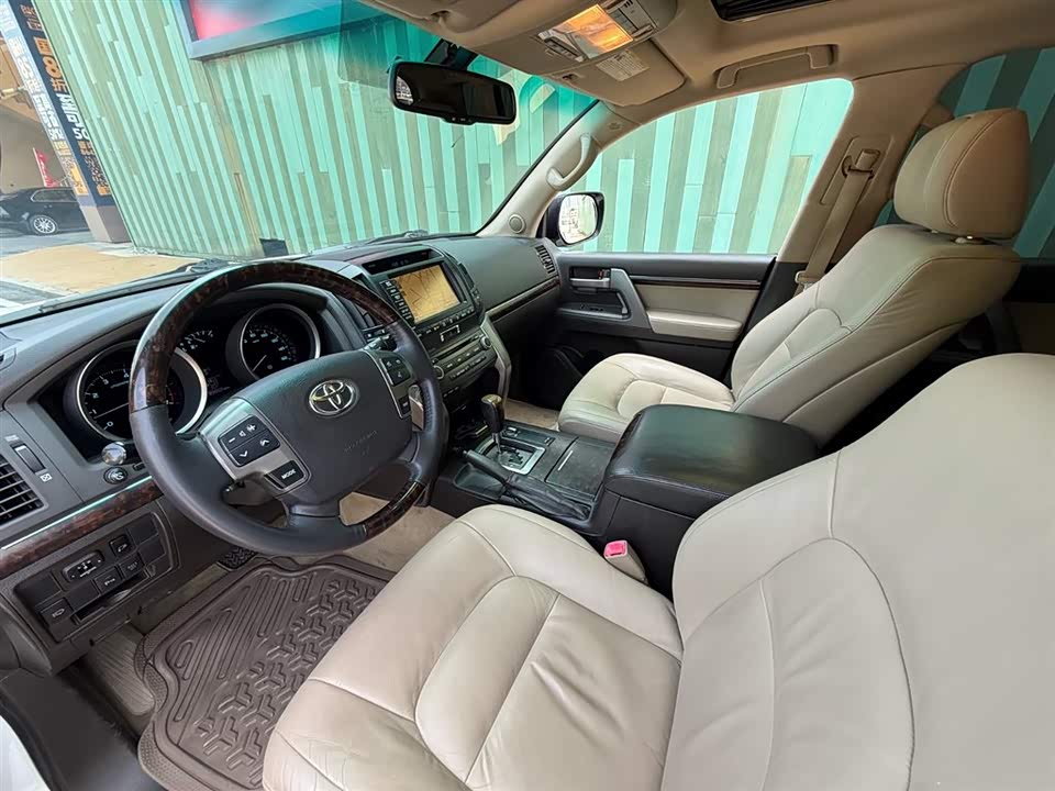 Toyota Land Cruiser Toyota Land Cruiser