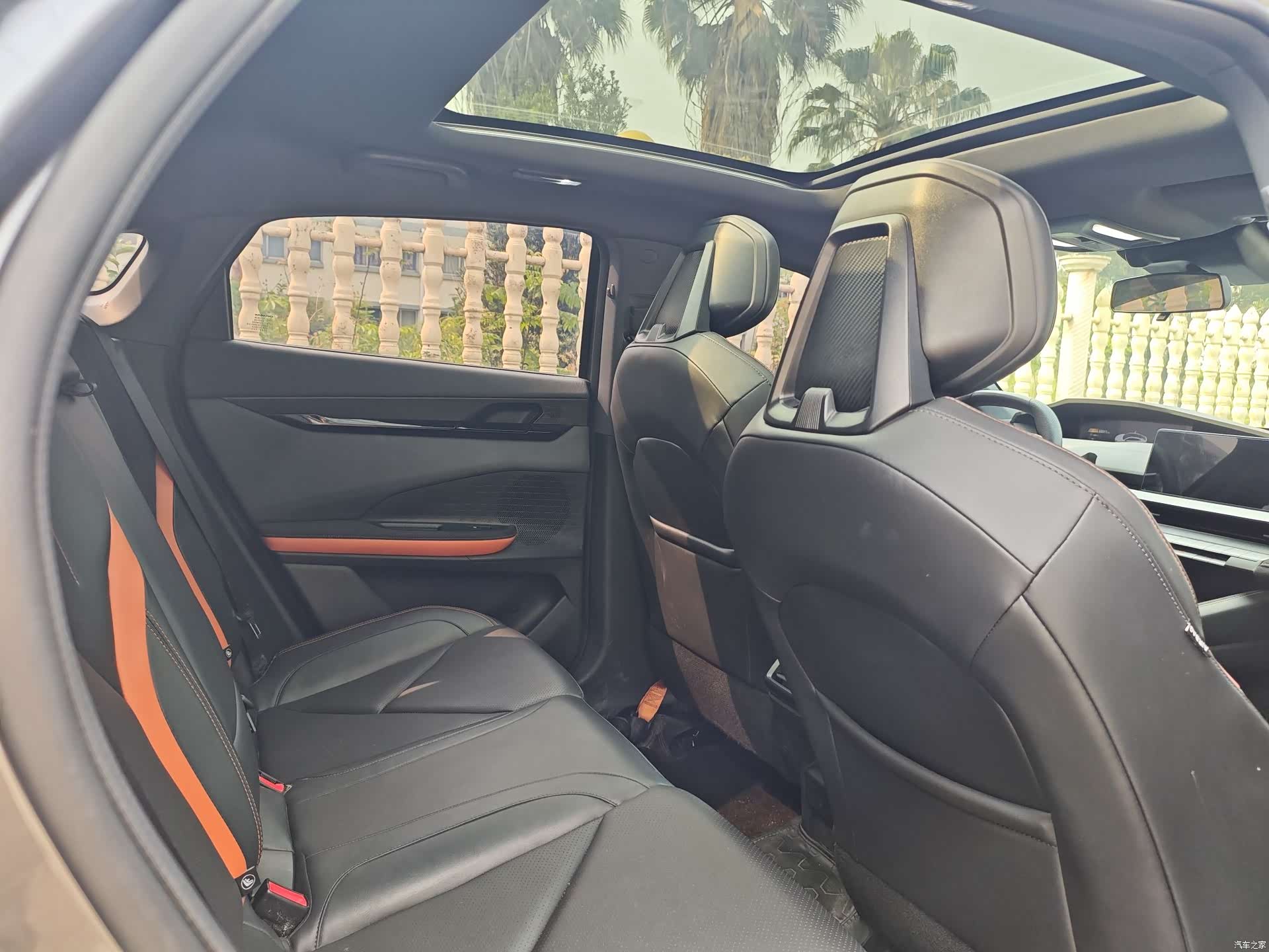 Changan UNI-V, 2022 10