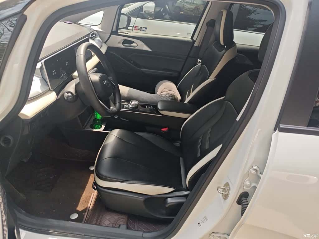 Geely E, 2022 11