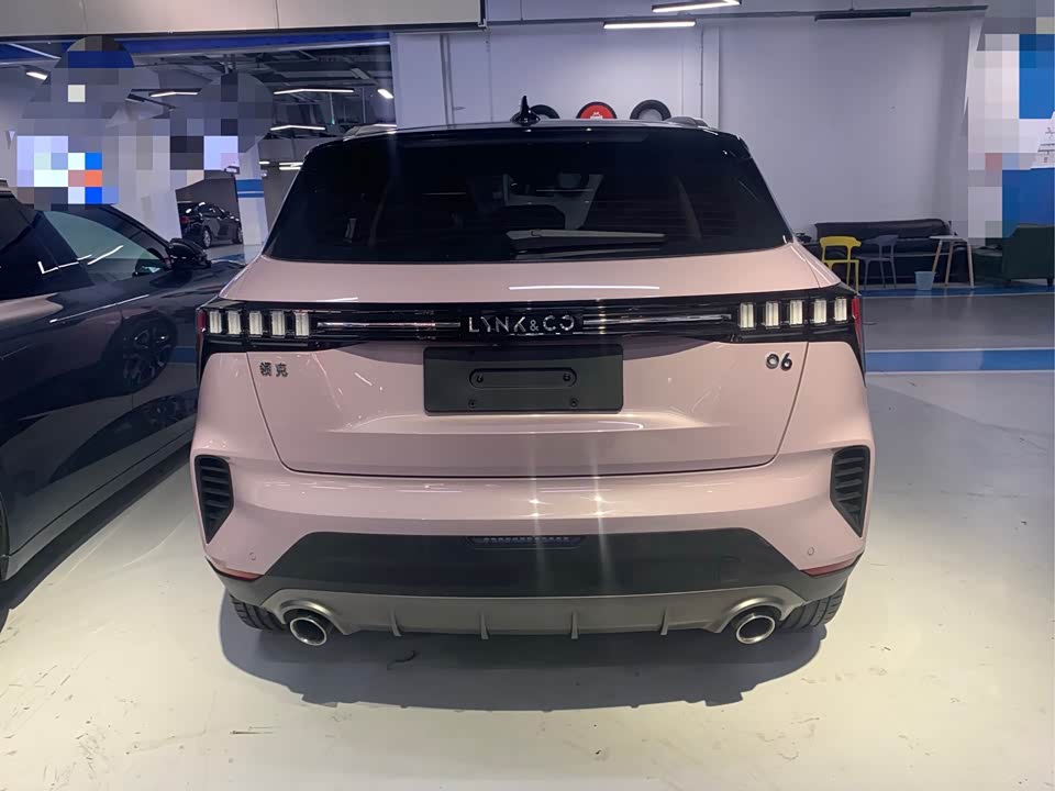 Lynk & Co 06 Lynk & Co 06
