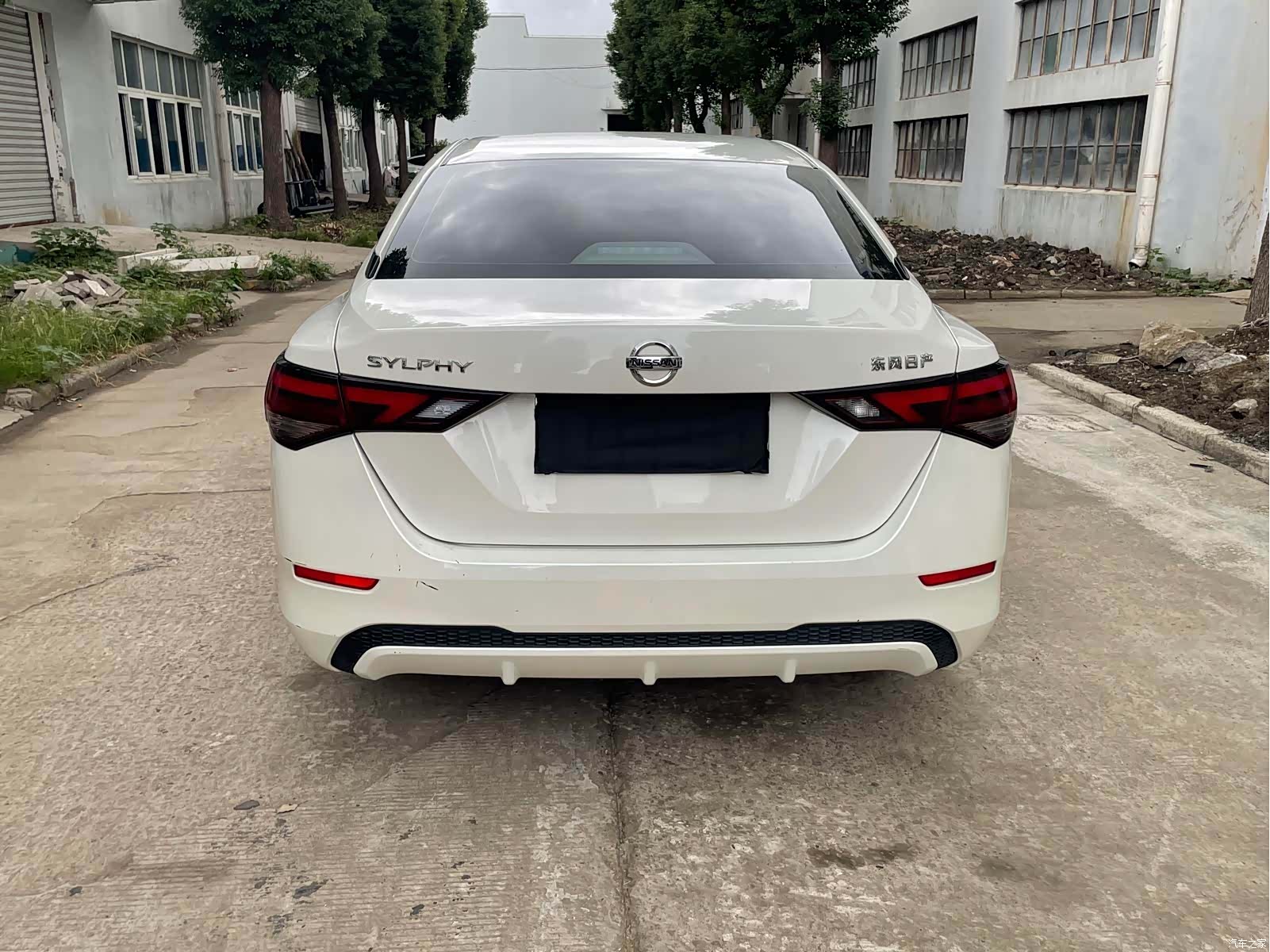 Nissan Sylphy, 2021 все фото