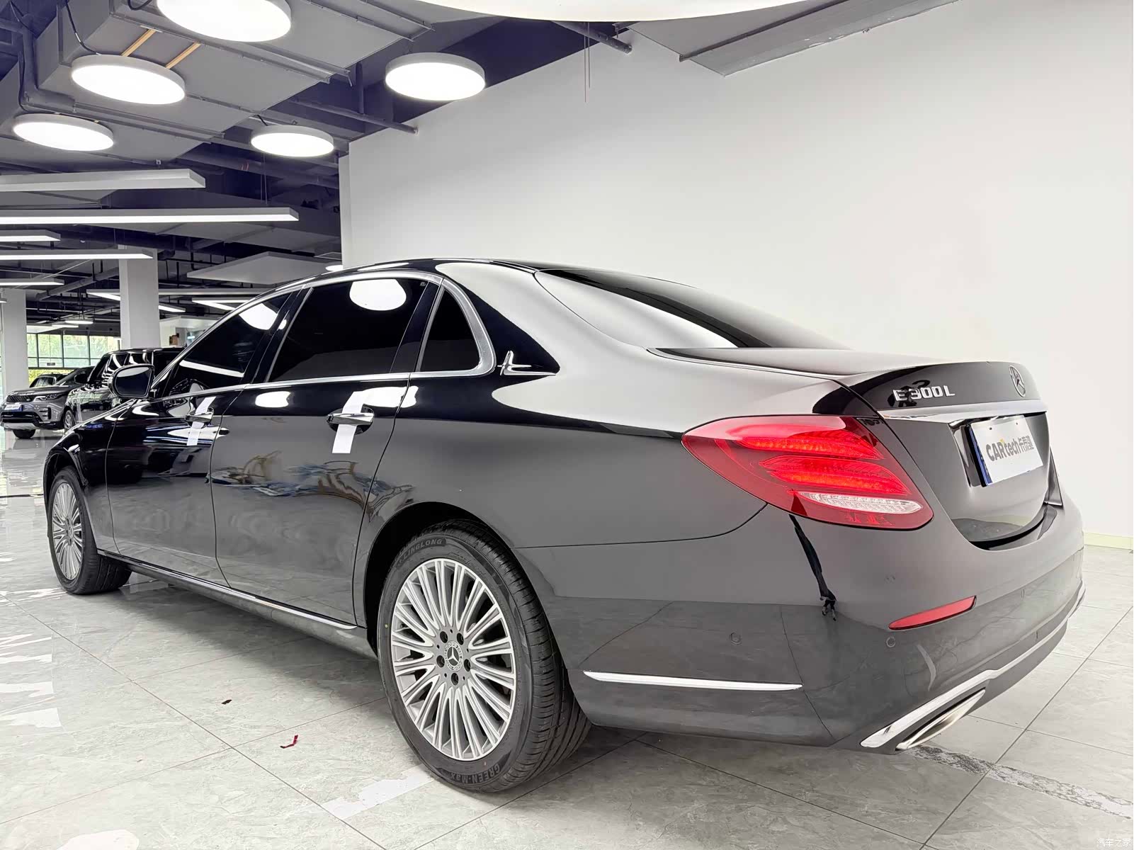 Mercedes-Benz E-Class, 2020 4