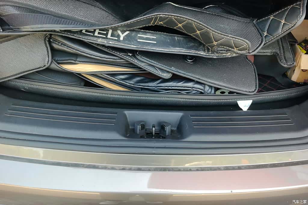 Geely Boyue, 2018 4